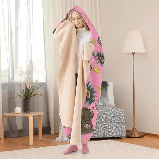 Highland Cow Hooded Blanket pink